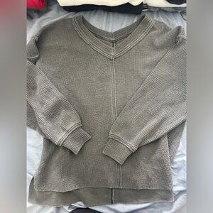 Aerie V Neck Shirt (S)